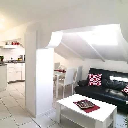 3-tourist House Bologna-mansarda - Self Check-in Apartment Bologna
