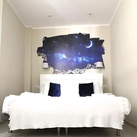 3-tourist House Bologna-mansarda - Self Check-in Apartment *