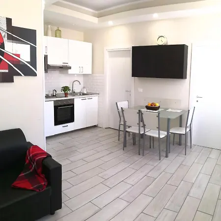 Apartment 3-tourist House Bologna-mansarda - Self Check-in